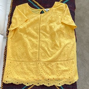 Yellow shirt like new brand.